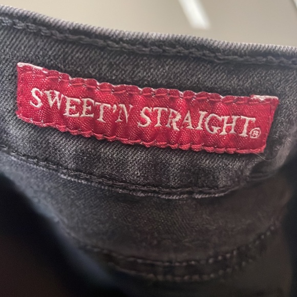 Lucky mid rise Black Sweet & Straight - Picture 3 of 6